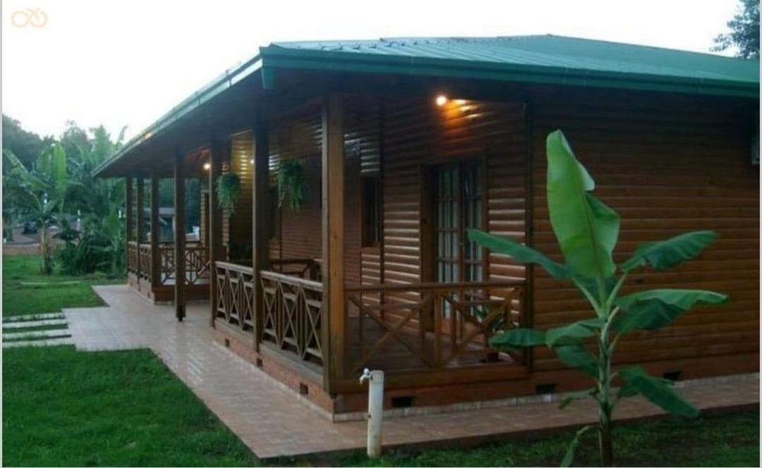 Cabanas Paseo Del Yacaratia Puerto Iguazu Bagian luar foto