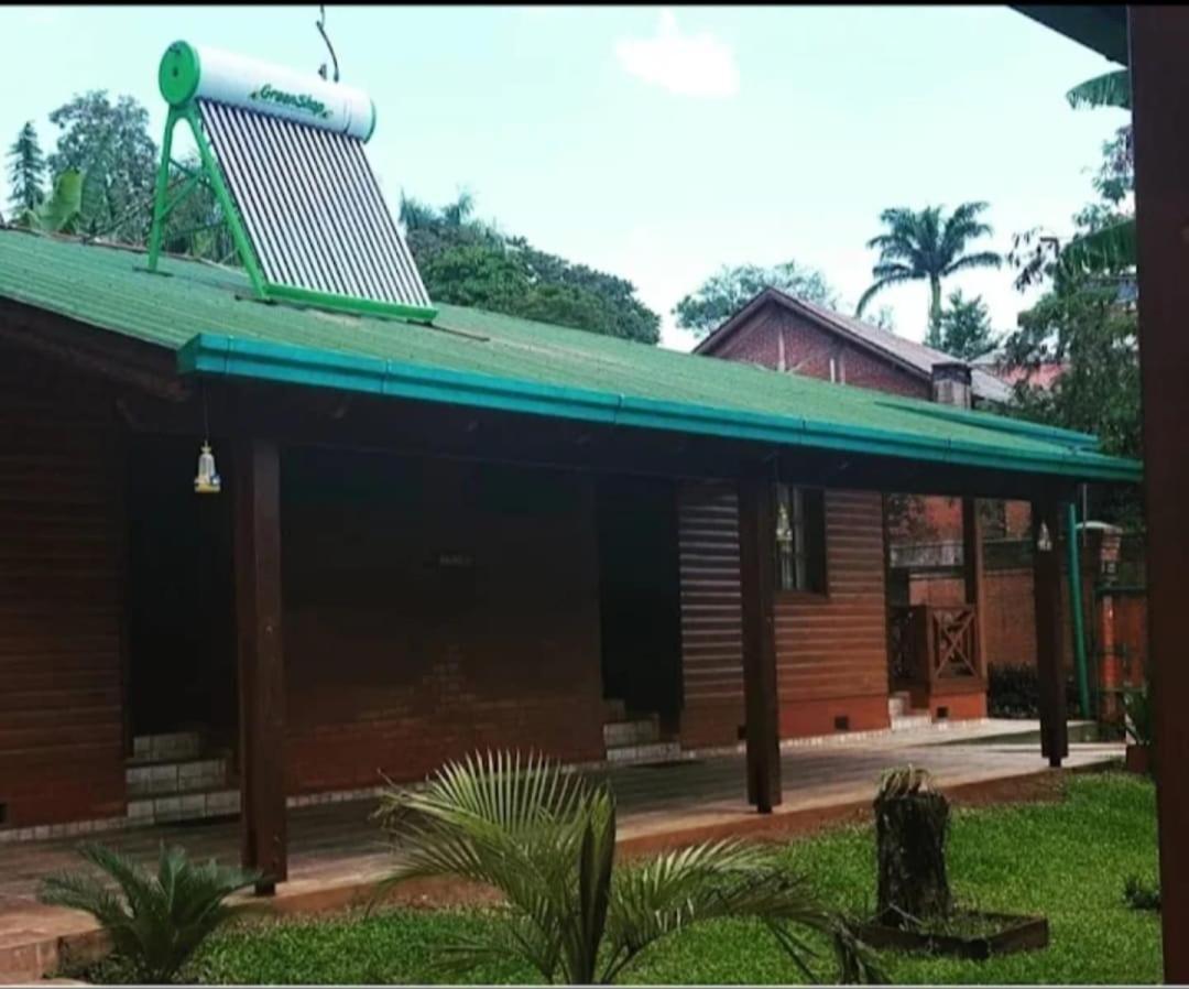 Cabanas Paseo Del Yacaratia Puerto Iguazu Bagian luar foto