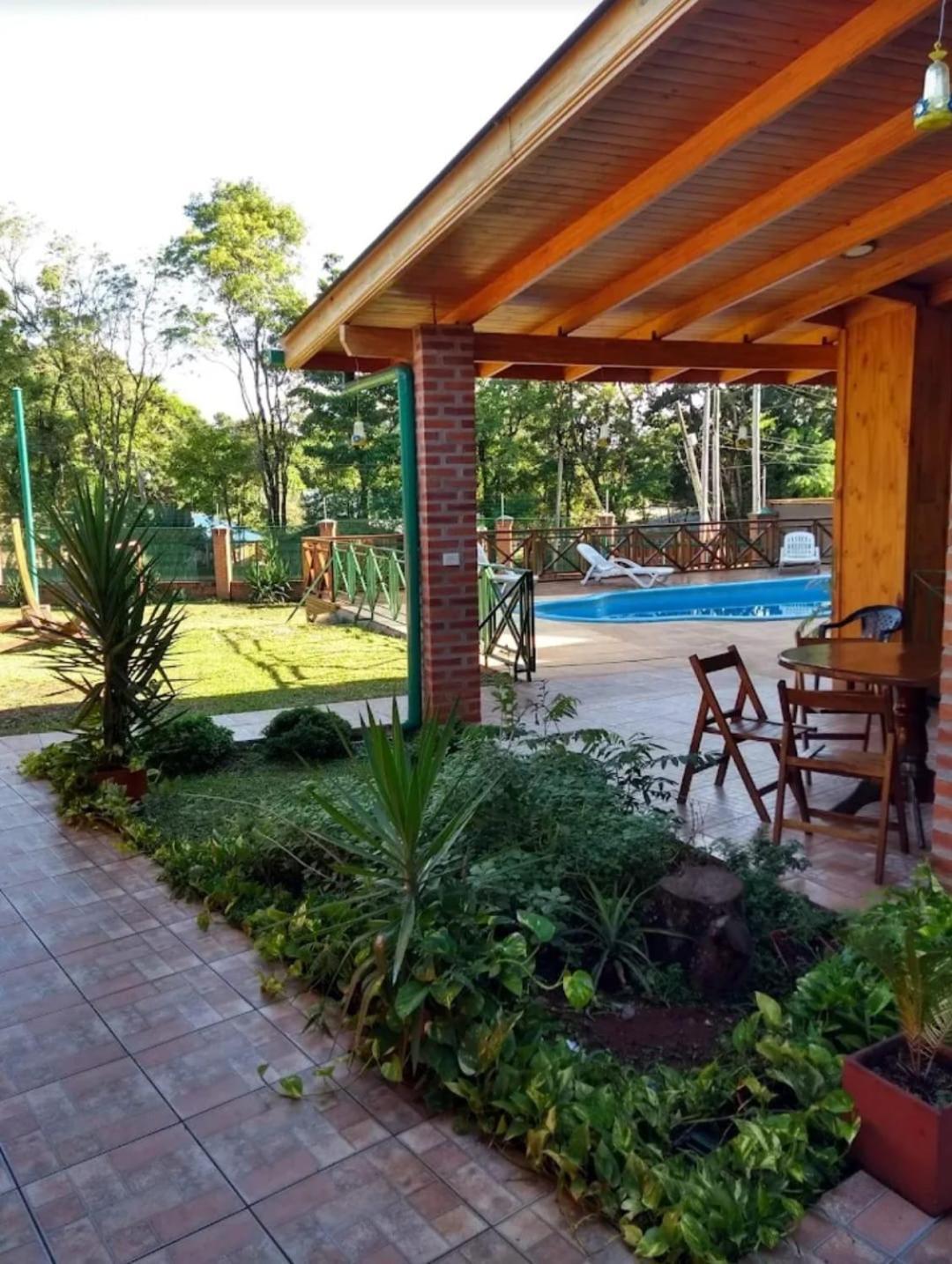 Cabanas Paseo Del Yacaratia Puerto Iguazu Bagian luar foto
