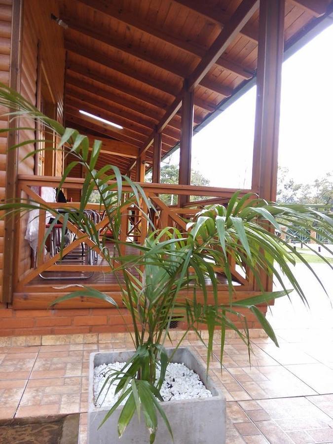 Cabanas Paseo Del Yacaratia Puerto Iguazu Bagian luar foto